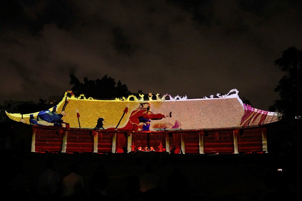 Tour đêm “Dấu thiêng Hàng Kênh”: Cuốn hút ngay trong ngày đầu ra mắt - ảnh 5