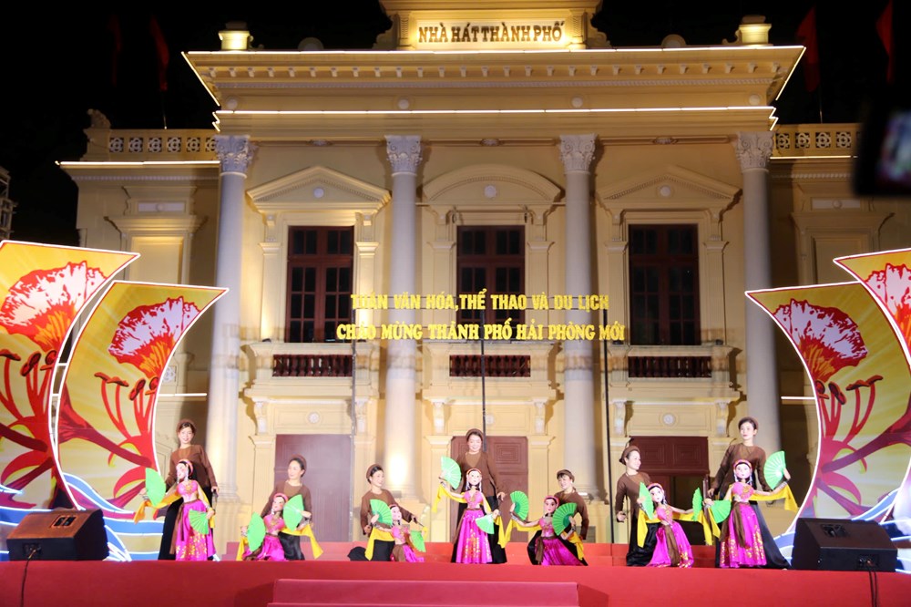 Đặc sắc chương trình nghệ thuật “Hải Phòng chào ngày mới” - ảnh 3