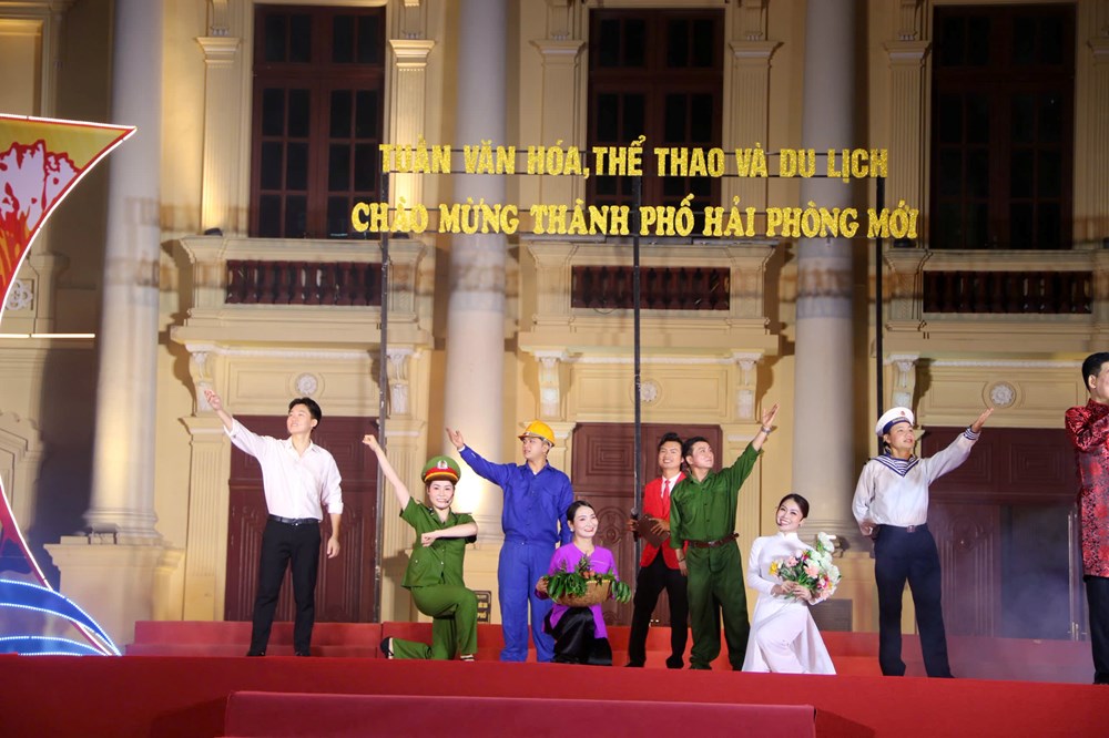 Đặc sắc chương trình nghệ thuật “Hải Phòng chào ngày mới” - ảnh 2