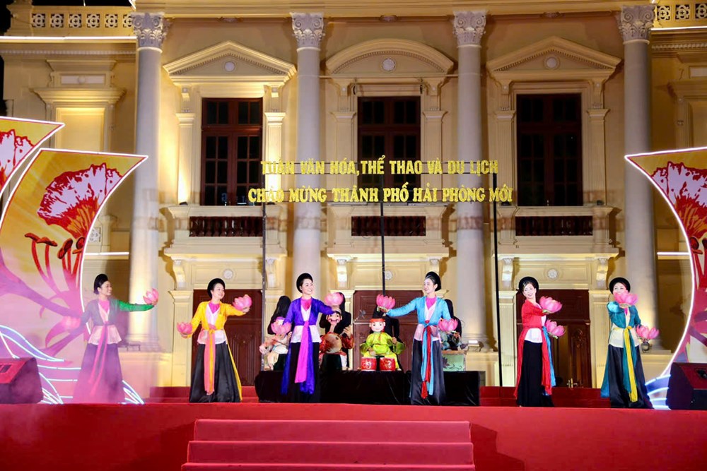 Đặc sắc chương trình nghệ thuật “Hải Phòng chào ngày mới” - ảnh 1