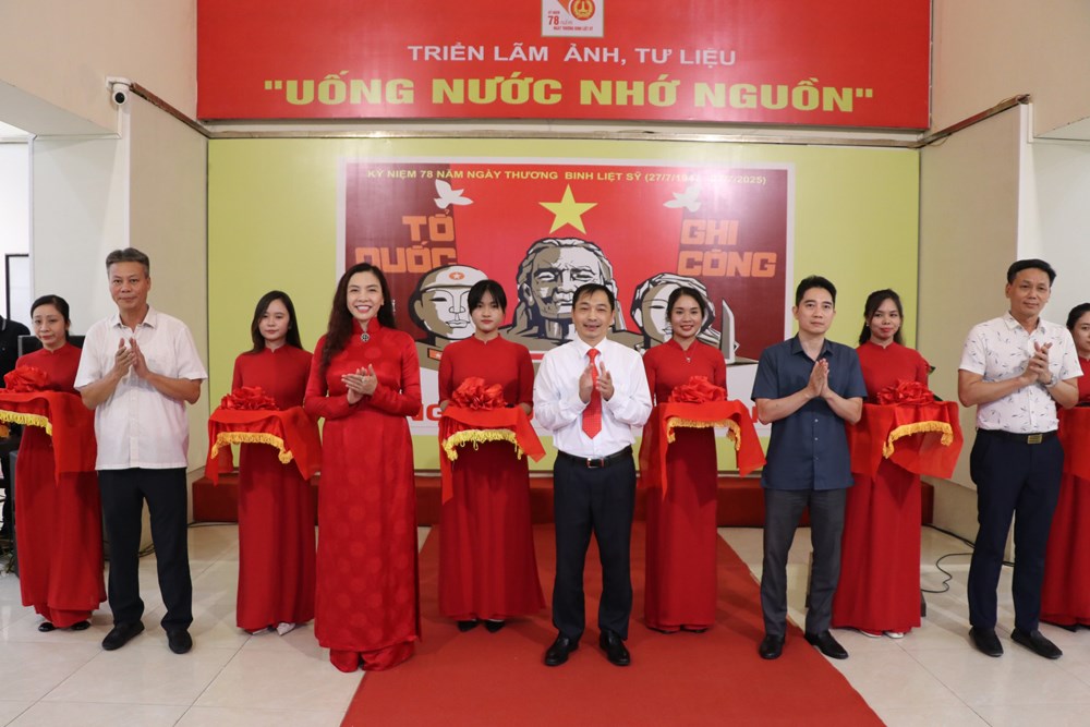 Triển lãm ảnh, tư liệu “Uống nước nhớ nguồn” kỷ niệm Ngày Thương binh - Liệt sĩ - ảnh 1