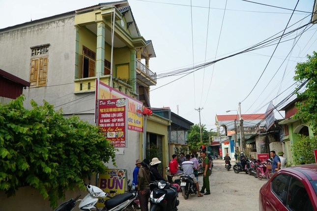 Tìm thấy 3 thi thể vụ tàu cá ở Thanh Hóa bị lốc đánh chìm - ảnh 1