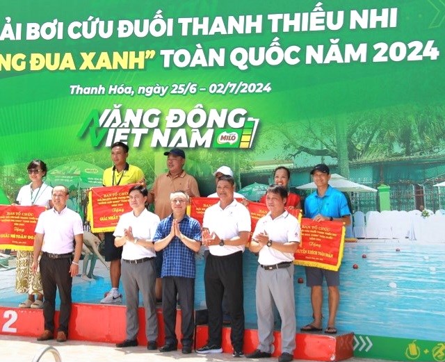 Quảng Nam nhất toàn đoàn tại Giải bơi cứu đuối thanh thiếu nhi “Đường đua xanh” toàn quốc 2024 - ảnh 5