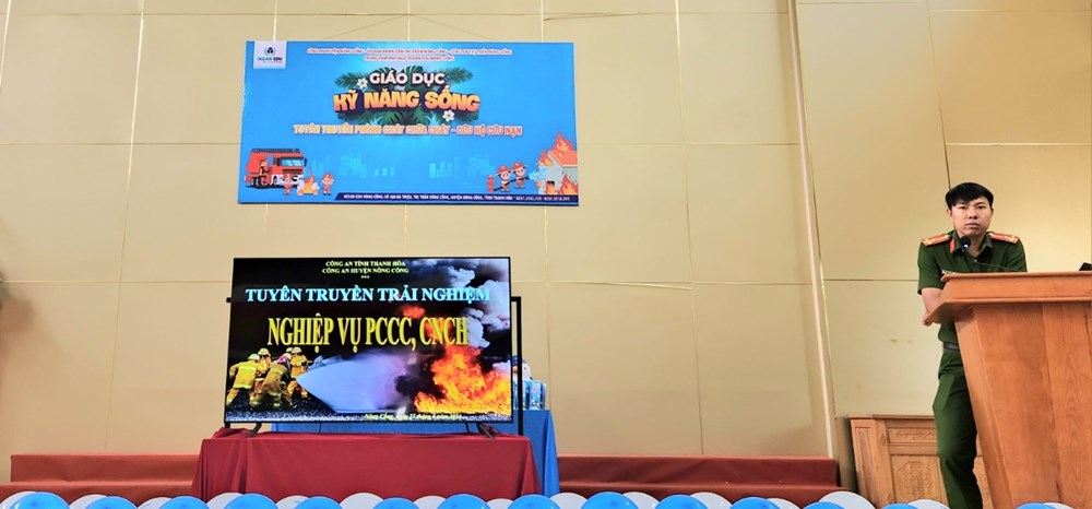 Tuyên truyền kỹ năng phòng cháy chữa cháy cho phụ huynh và học sinh - ảnh 2