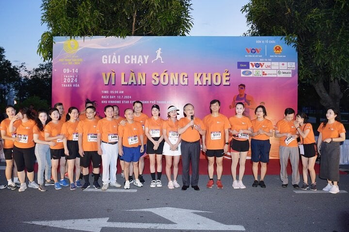 Sôi nổi giải chạy 'Vì làn sóng khỏe' - ảnh 1