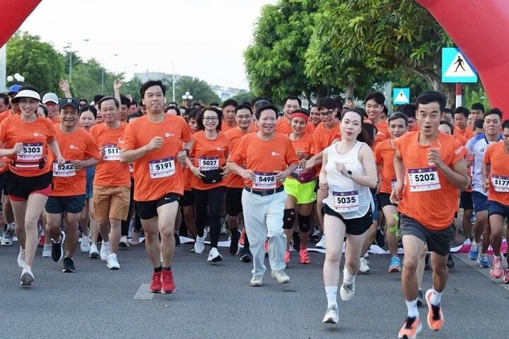 Sôi nổi giải chạy 'Vì làn sóng khỏe' - ảnh 2