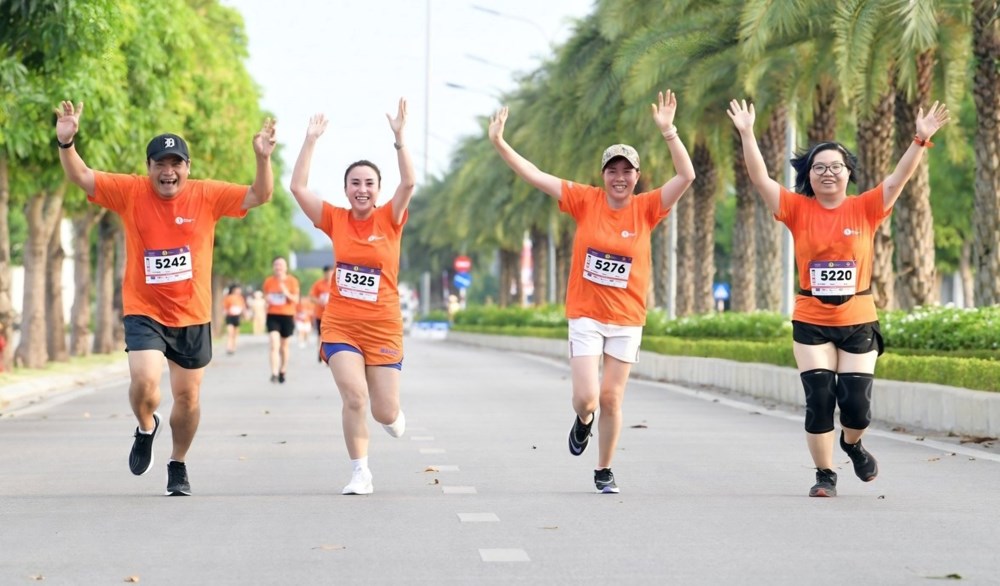 Sôi nổi giải chạy 'Vì làn sóng khỏe' - ảnh 4