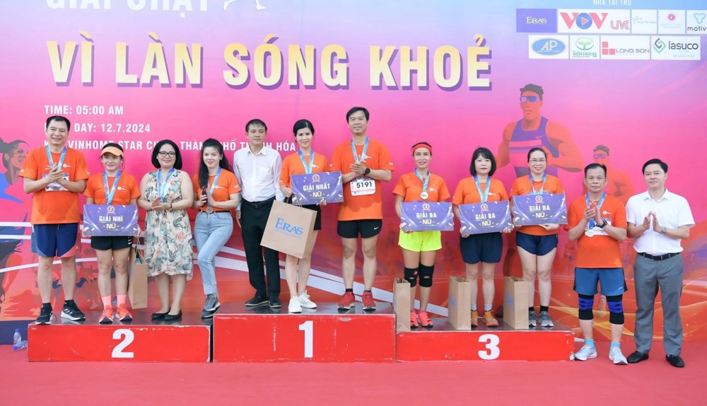 Sôi nổi giải chạy 'Vì làn sóng khỏe' - ảnh 8