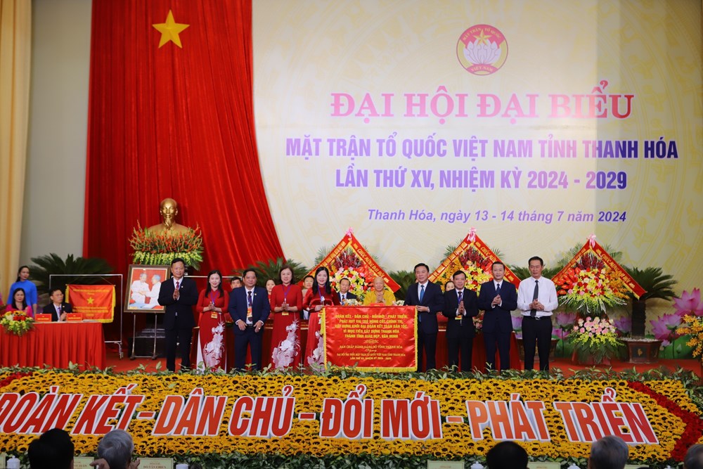 Phát huy sức mạnh đại đoàn kết, xây dựng Thanh Hóa giàu đẹp, văn minh - ảnh 4