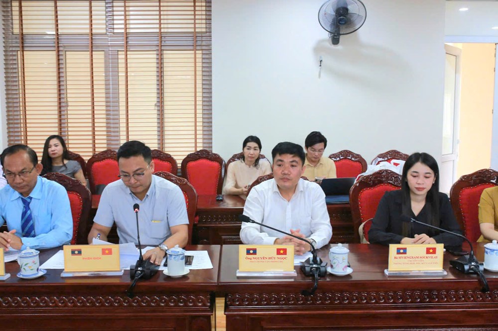 Đoàn cán bộ Văn phòng Bộ Thông tin, Văn hóa và Du lịch Lào thăm và làm việc tại Thanh Hoá - ảnh 2