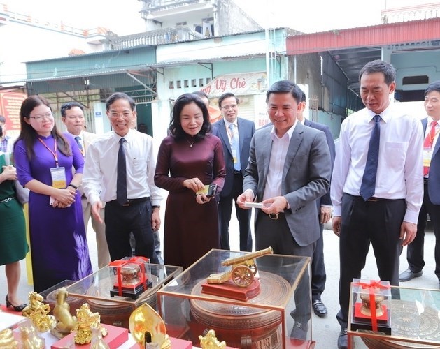 Tổ chức lễ hội tôn vinh Nhà sử học Lê Văn Hưu - ảnh 2