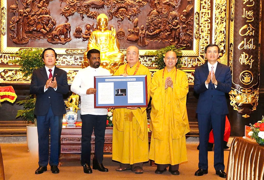 Tổng thống Sri Lanka thăm chùa Bái Đính - ảnh 1