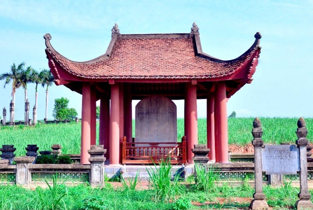 Bắt 2 nghi phạm xâm hại lăng mộ vua Lê Túc Tông - ảnh 2
