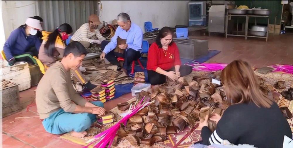 Bánh quê “hút khách”, làng nghề xứ Thanh thêm sức sống - ảnh 1