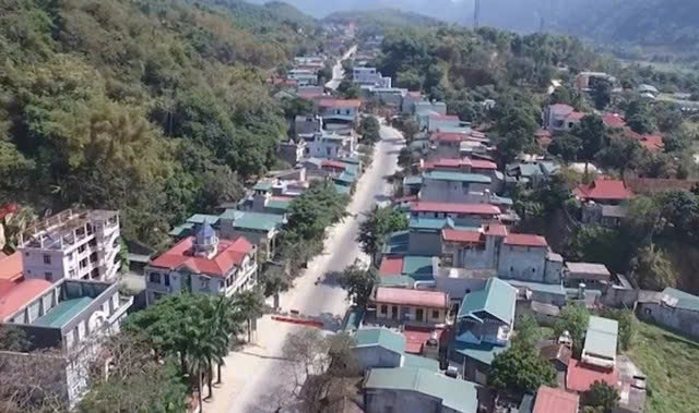 Gỡ “nút thắt” đất đai trong hành trình xóa nhà tạm ở huyện vùng cao xứ Thanh - ảnh 1