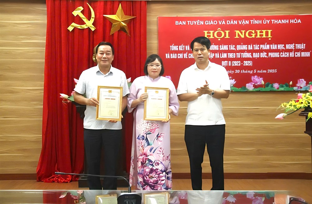 Tỏa sáng những tác phẩm lan tỏa tư tưởng, đạo đức, phong cách Hồ Chí Minh - ảnh 1