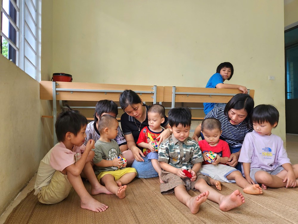 Những người mẹ không sinh con ra - ảnh 2