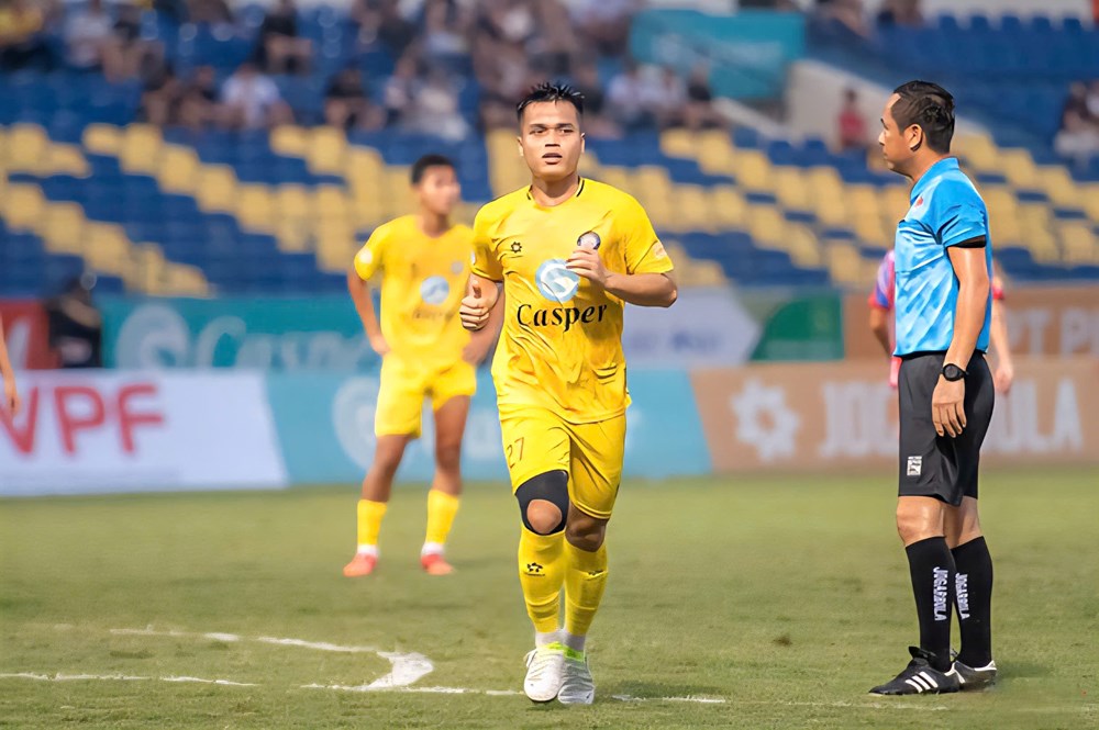 Tiền vệ A Mít chia tay Đông Á Thanh Hóa - ảnh 1