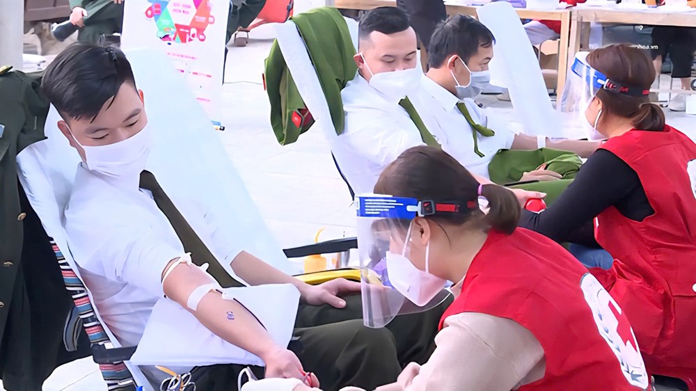 25.000 đơn vị máu trong 6 tháng: Thanh Hóa viết tiếp kỳ tích hiến máu - ảnh 1