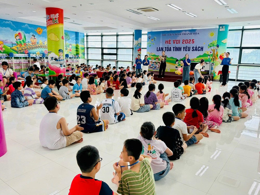 Thắp sáng tri thức từ những trang sách - ảnh 1