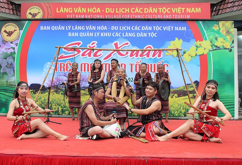 Bài cuối - Nhịp cầu văn hóa nối dài bản sắc Chơ Ro - ảnh 2
