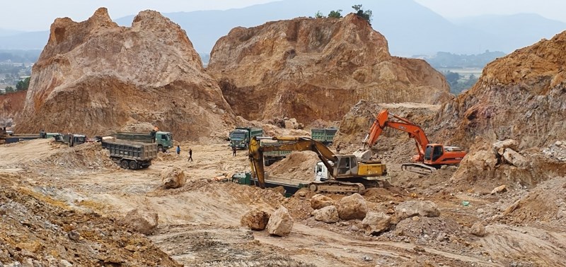 Thanh Hóa “siết” 90 mỏ khoáng sản: Trúng rồi, sao vẫn chưa khai thác? - ảnh 1