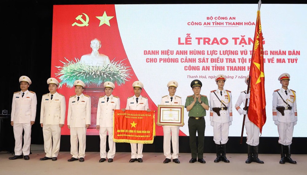 “Lá chắn thép” nơi tuyến lửa ma túy được phong Anh hùng - ảnh 1