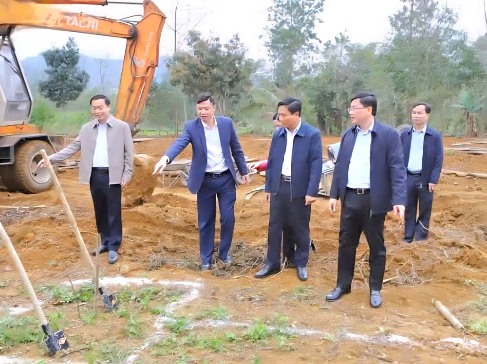 “Mái ấm vượt núi” và hành trình khép lại những mái nhà dột nát xứ Thanh - ảnh 2