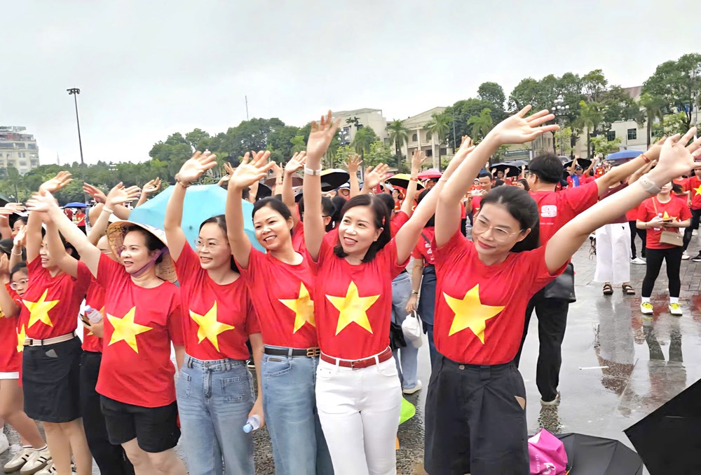 “Cùng Việt Nam tiến bước”: Hàng chục nghìn bước chân từ Thanh Hóa hòa nhịp cùng cả nước - ảnh 4