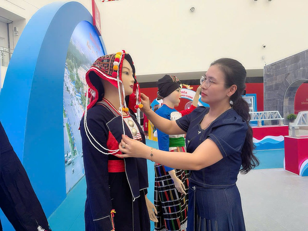Thanh Hóa khẩn trương chuẩn bị Triển lãm Thành tựu đất nước - ảnh 2