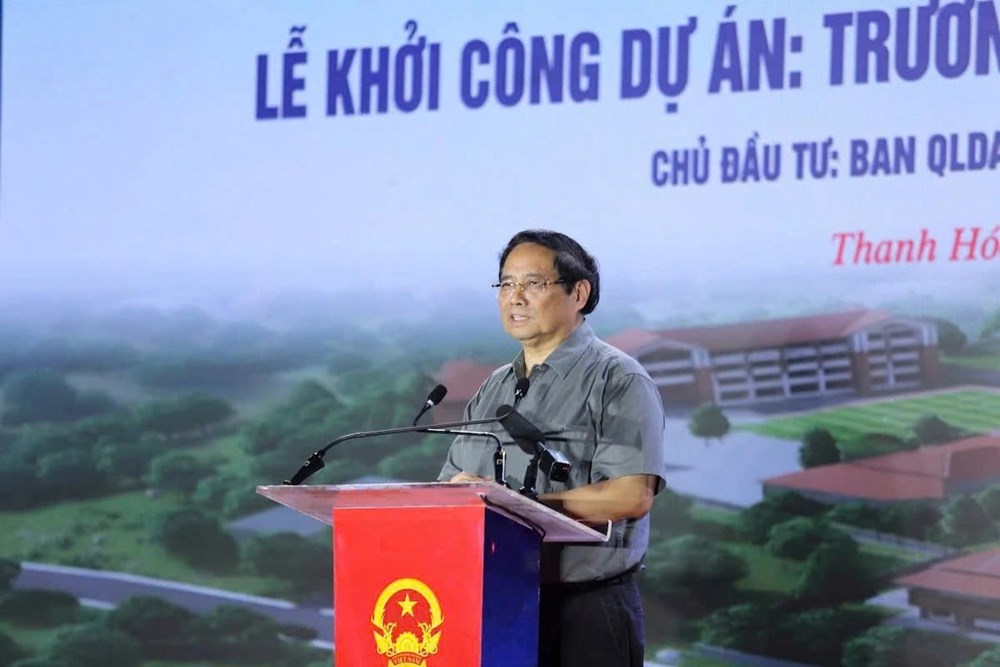 Thủ tướng Phạm Minh Chính dự lễ khởi công trường nội trú vùng biên Thanh Hóa - ảnh 2