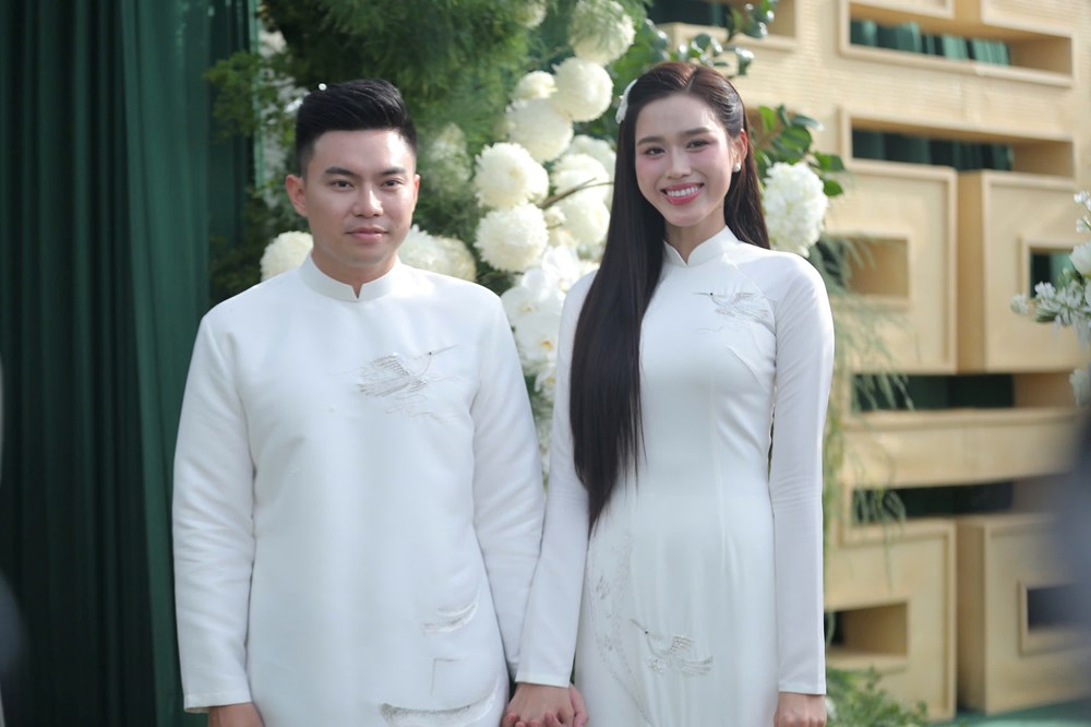 Hoa hậu Đỗ Thị Hà rạng rỡ trong lễ nạp tài cùng thiếu gia Tập đoàn Sơn Hải - ảnh 7