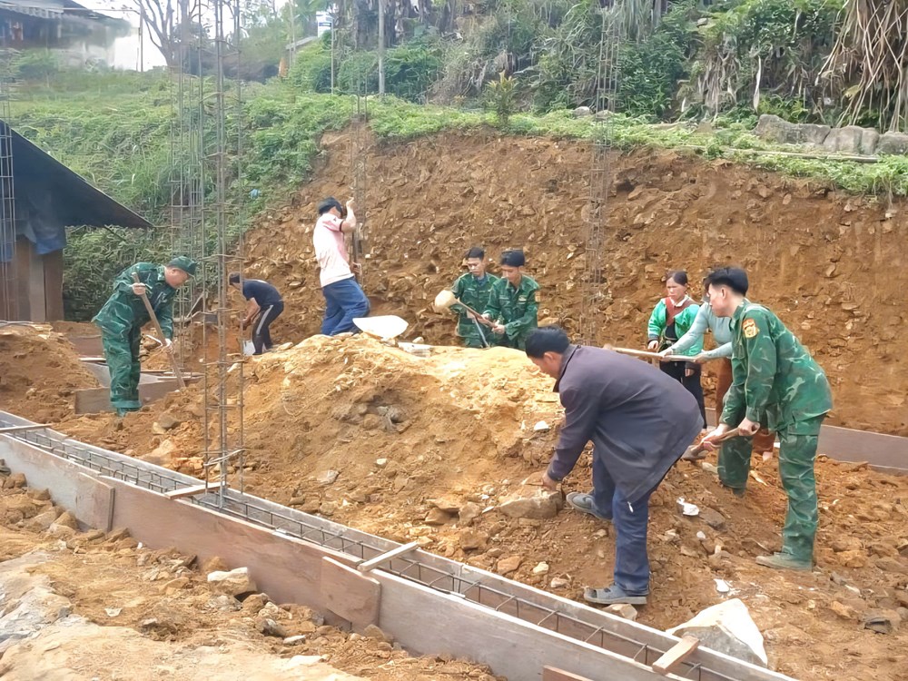 Nhiều cách làm hay trong hỗ trợ xây dựng nhà ở cho hộ nghèo ở miền núi Thanh Hóa - ảnh 2