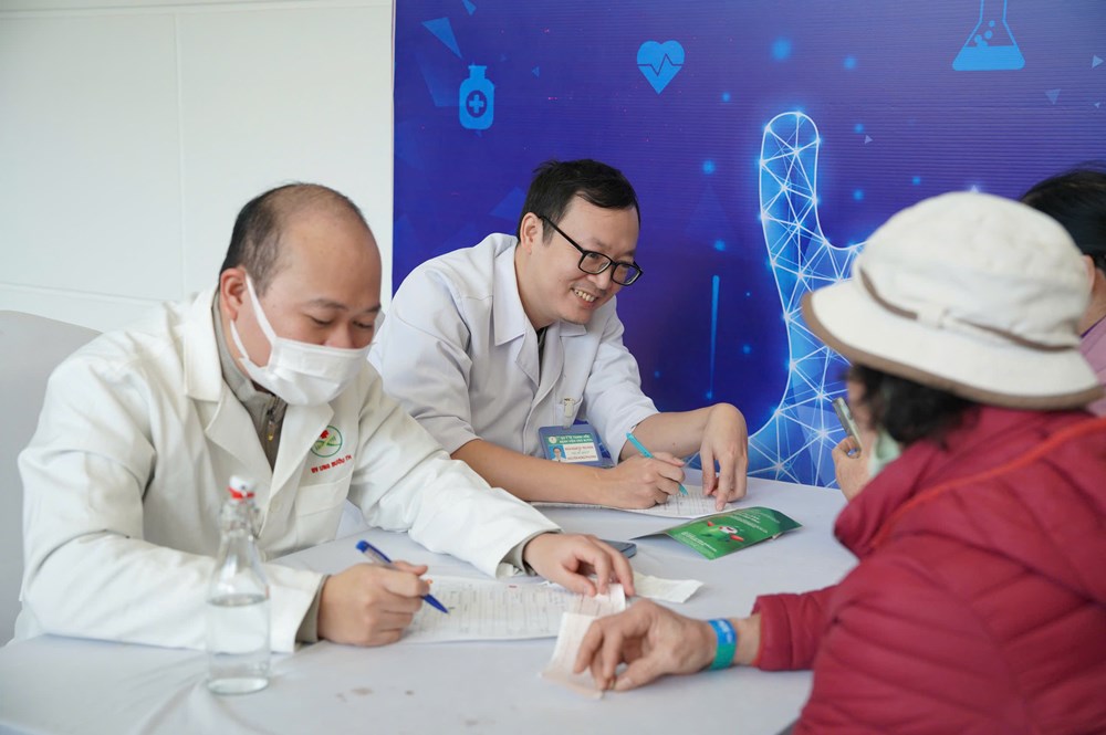 Sống khỏe mỗi ngày đến Thanh Hóa: Chung tay hỗ trợ người dân sau bão lũ - ảnh 3