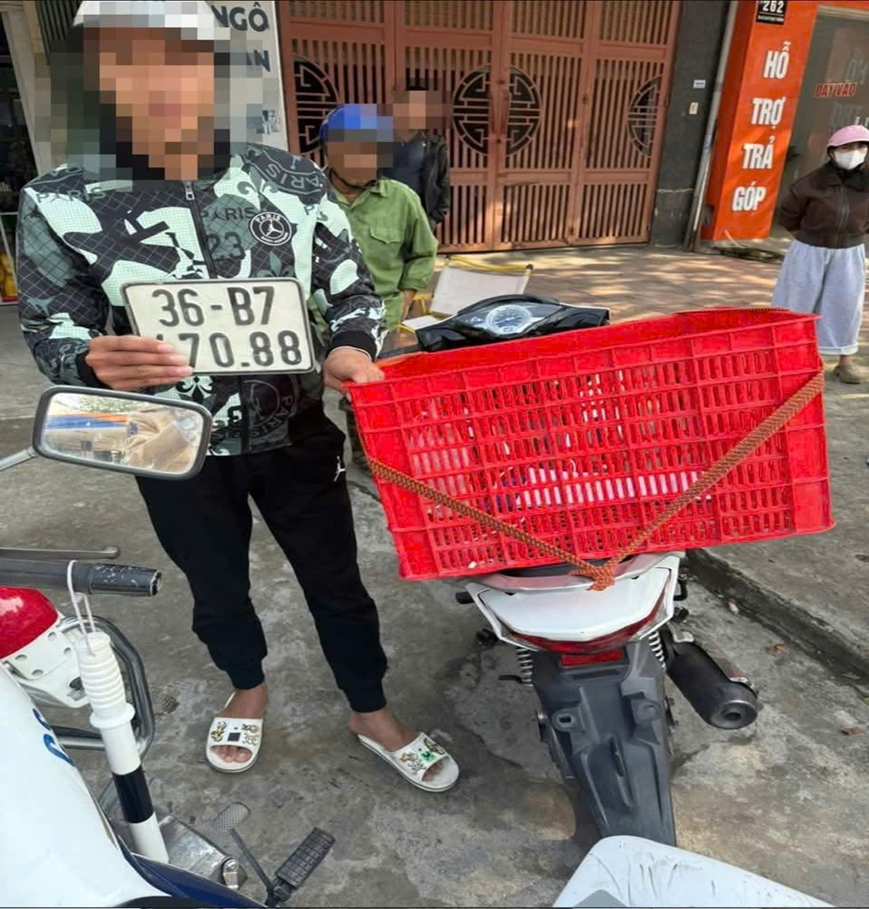 Phản ánh của người dân giúp xử lý nhanh vi phạm giao thông - ảnh 1