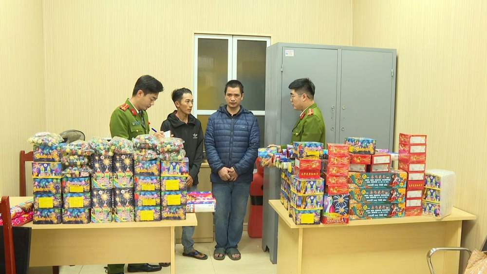 Triệt phá đường dây pháo lậu hơn 500 kg qua Facebook - ảnh 2