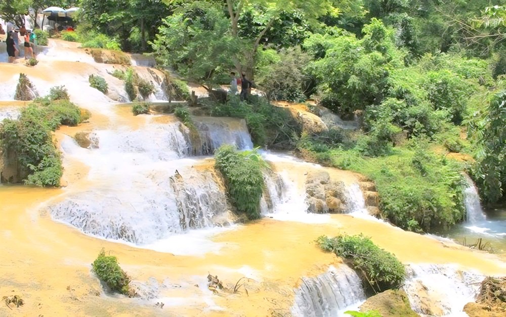 Giữ hồn thổ cẩm Mường bên thác Mây xứ Thanh - ảnh 1