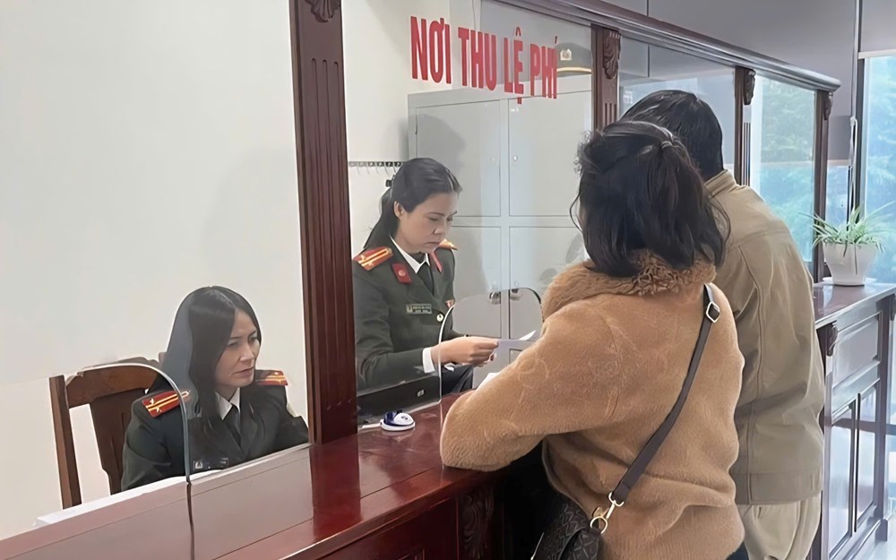 Thanh Hóa ban hành chỉ thị mới, siết chặt quản lí người nước ngoài - ảnh 1