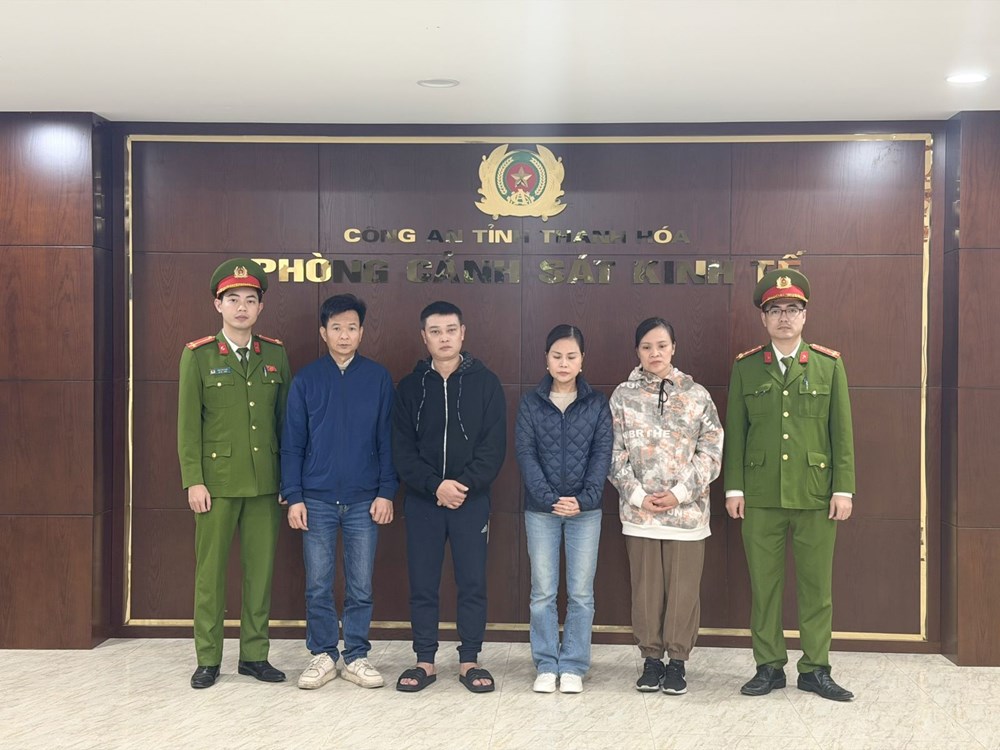 Bóc trần 2 đường dây thuốc, thực phẩm chức năng giả thu hơn 50 tỉ đồng - ảnh 1