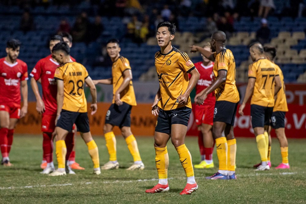 Đông Á Thanh Hóa Thanh Hóa sắp thoát án FIFA, chuẩn bị “thay máu” lực lượng - ảnh 1