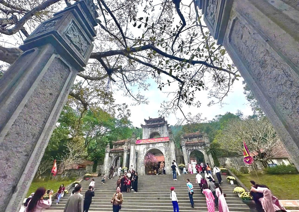 Huyền tích “kiệu bay” trong Lễ hội đền Bà Triệu    - ảnh 4