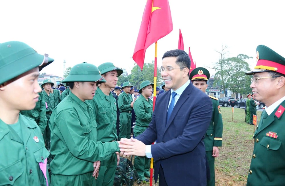 Thanh niên xứ Thanh rộn ràng ngày hội lên đường nhập ngũ - ảnh 4