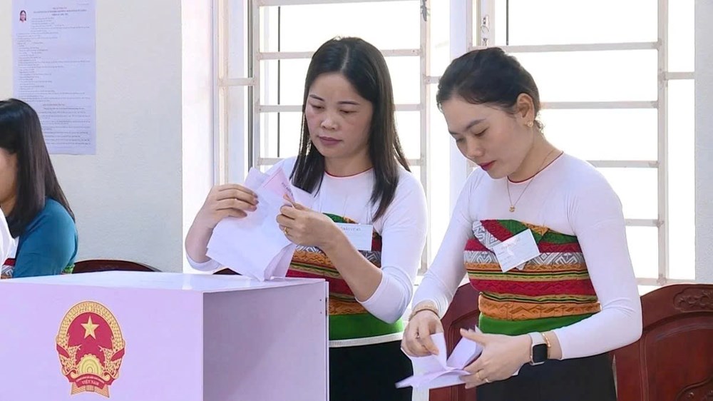 Thanh Hóa diễn tập quy trình bỏ phiếu bầu cử trên toàn tỉnh - ảnh 3