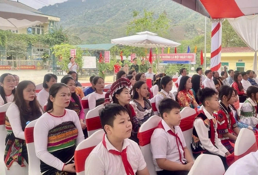 Thanh Hóa đồng loạt khởi công 10 trường nội trú vùng biên, hàng nghìn học sinh hưởng lợi - ảnh 3