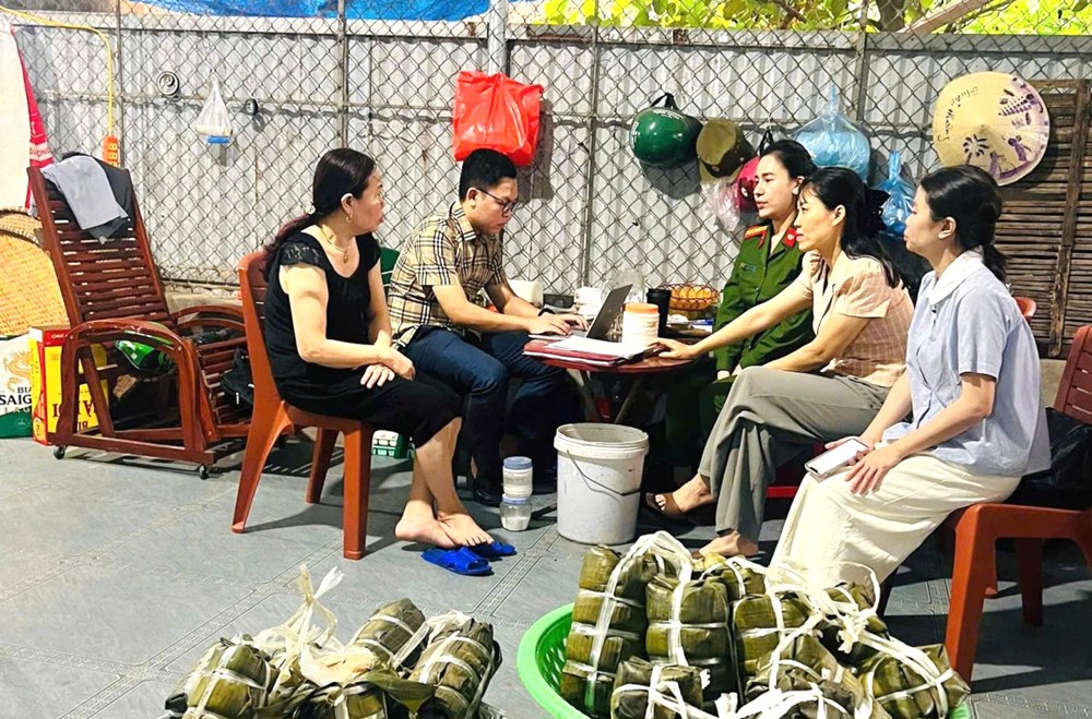 Cơ sở làm giò lợn dùng hàn the bị phạt 62,5 triệu đồng - ảnh 1