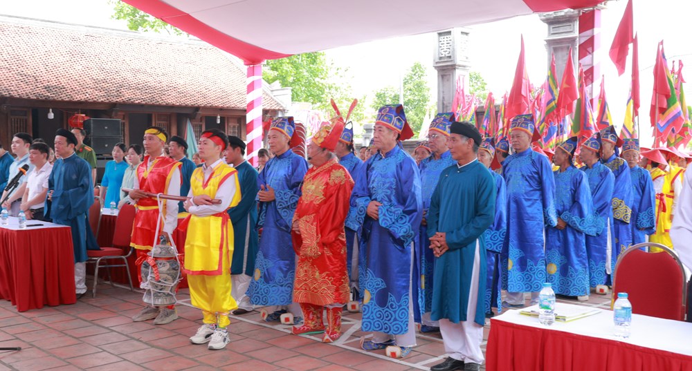 Trang trọng lễ hội tưởng niệm người đặt nền móng Quốc sử Việt Nam - ảnh 1