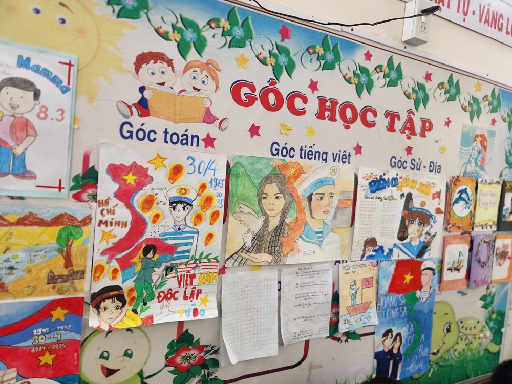 Nơi đầu sóng, con chữ vẫn bền bỉ nảy mầm - ảnh 4