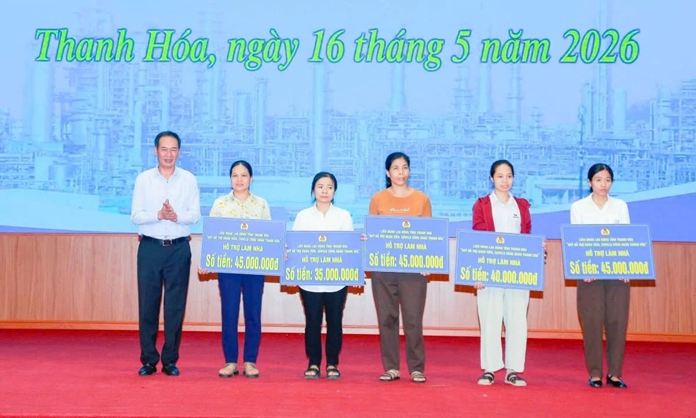 Lãnh đạo Thanh Hóa đối thoại với công nhân về việc làm, lương và nhà ở xã hội - ảnh 4