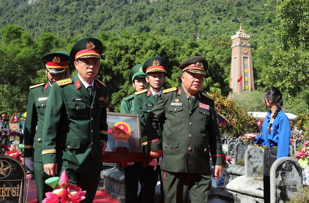 Thanh Hóa: Trang trọng đón các anh hùng liệt sĩ về với đất mẹ - ảnh 5
