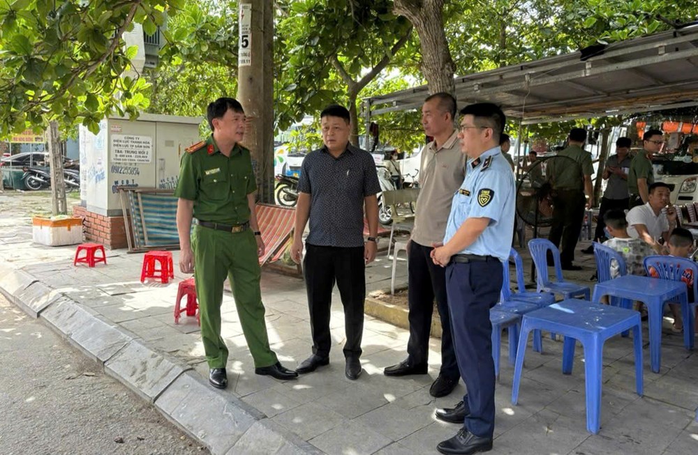 Xử phạt bãi xe bị tố thu tiền trái quy định ở Sầm Sơn, tiếp tục làm rõ hành vi gây phiền hà du khách - ảnh 2